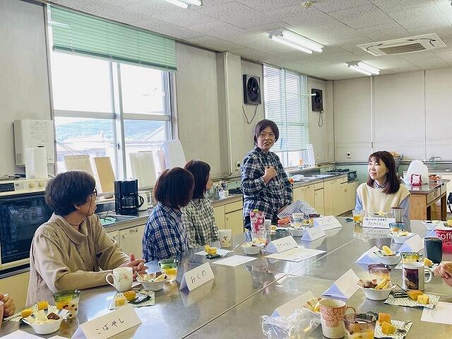 s-cafe1.jpg